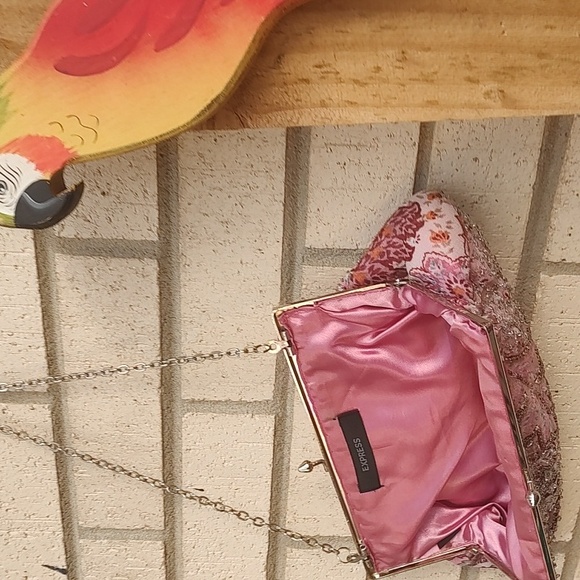 Pink//Purse - Picture 9 of 11